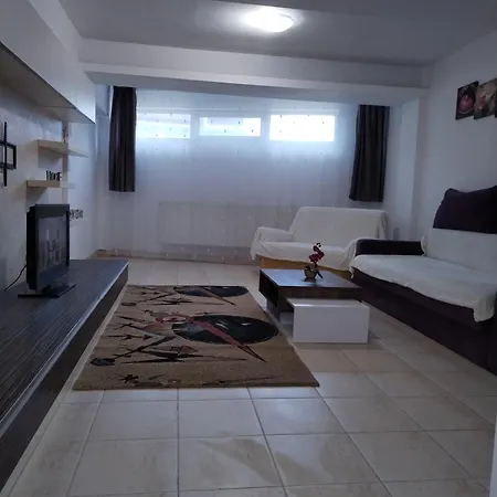 Apartament *